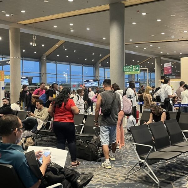 Tráfico aéreo en Colombia crece y alcanza 5,5 millones de pasajeros en enero