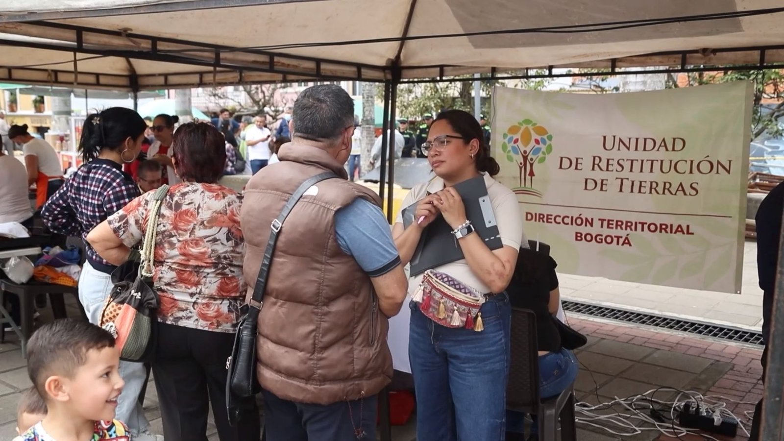 URT reporta atención a más de 4.000 personas en jornadas de restitución de tierras