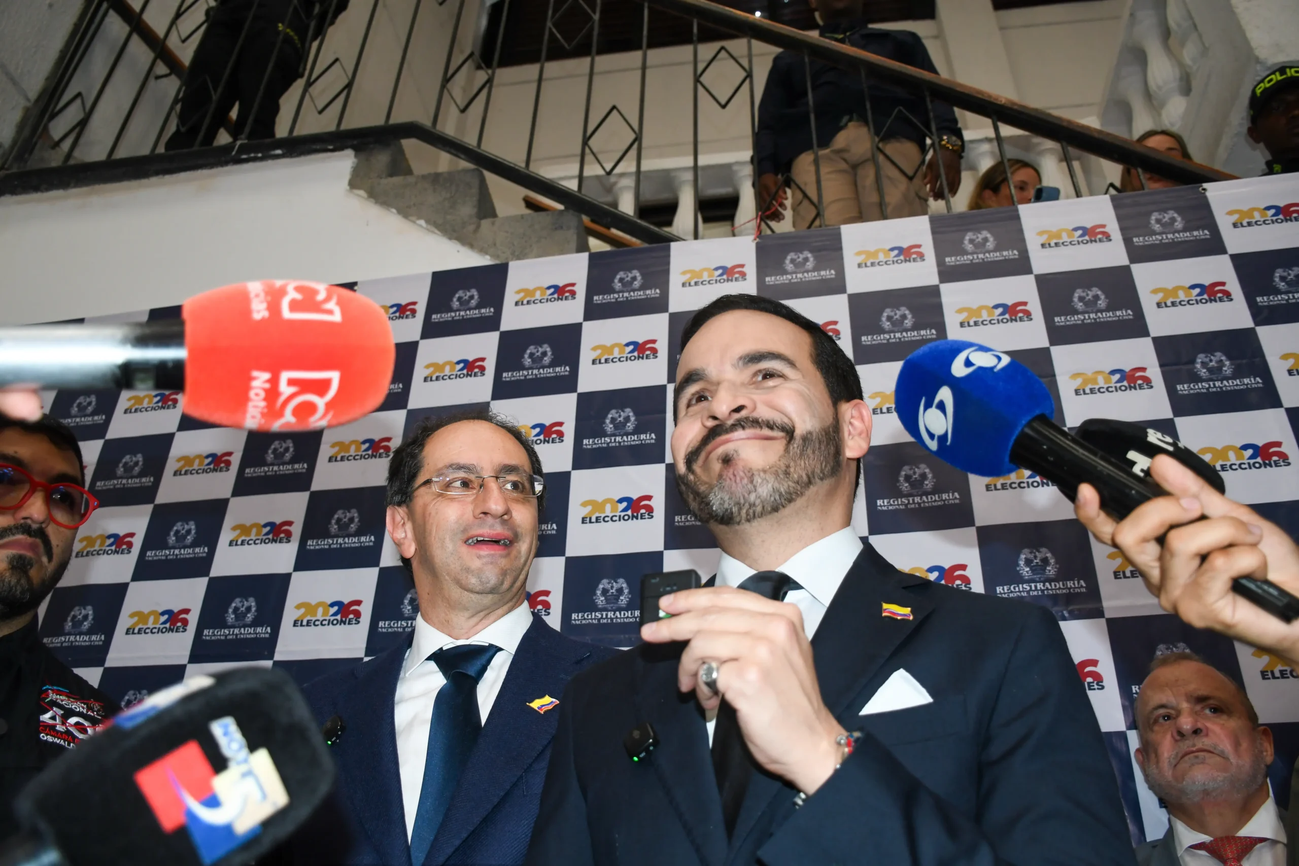 De salario vital a salario máximo: la propuesta económica de Abelardo De la Espriella