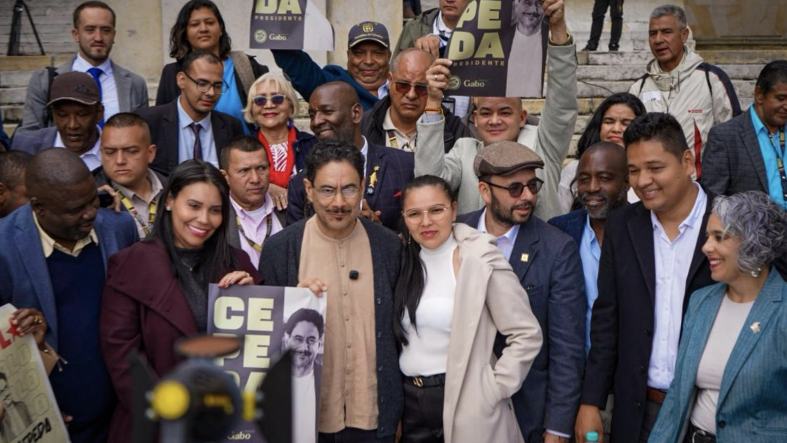 Curules de Paz respaldan a Iván Cepeda en su aspiración presidencial