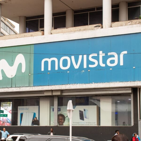 SIC multó a Movistar con $1.358 millones tras denuncias de fraude con SIM Card