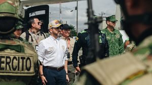 De la Espriella amenaza con llevar ante la justicia de EE. UU. a quienes frenen la fumigación aérea