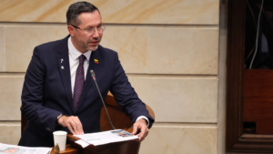 Así votó el Senado para salvar al ministro de Vivienda de la moción de censura